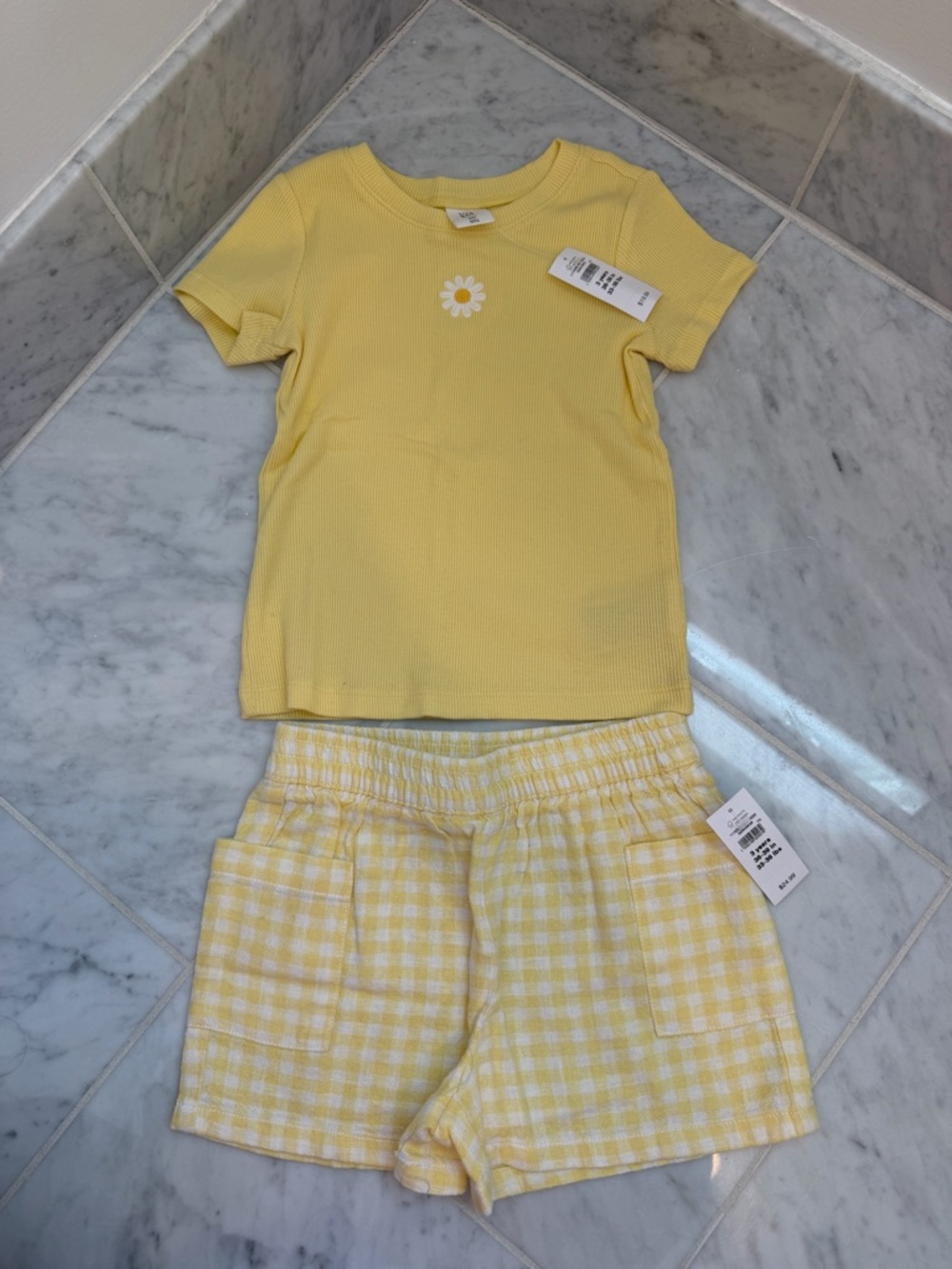 GAP Factory Yellow Daisy Short Sleeve Set